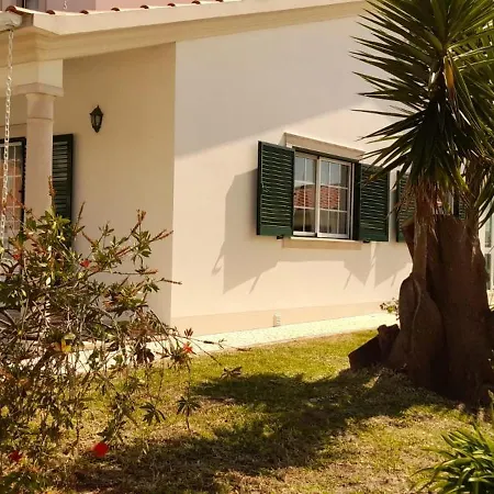 Camelia-vieira De Leiria 3 Mn Praia Vila